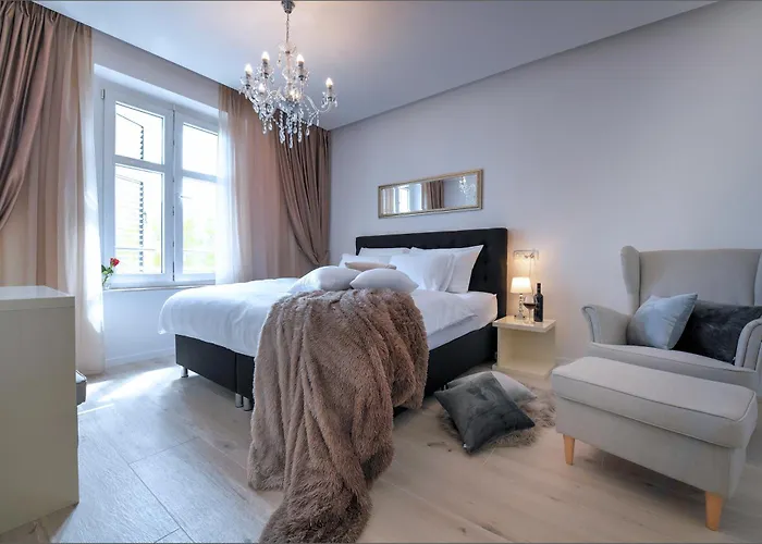 ゲストハウス Porto 3*